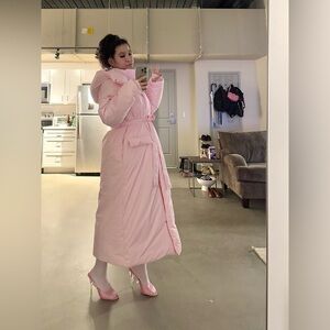 Khy x Entire Studio Sold Out Essential Long Puffer Coat Powder Pink in Size M